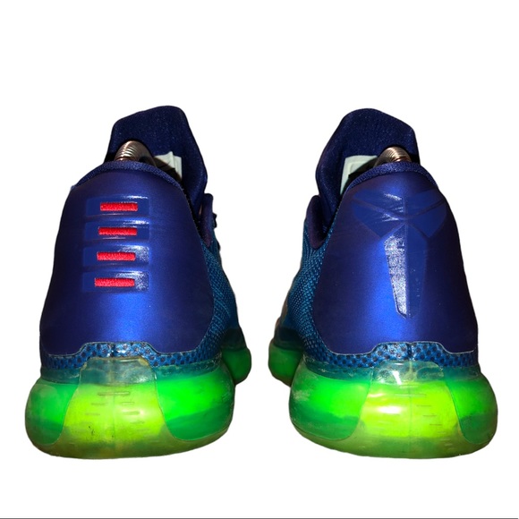 Nike Kobe 10 Emerald City (GS) 2015 - Picture 3 of 9